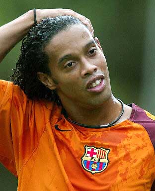 友成功破门 友成功破门